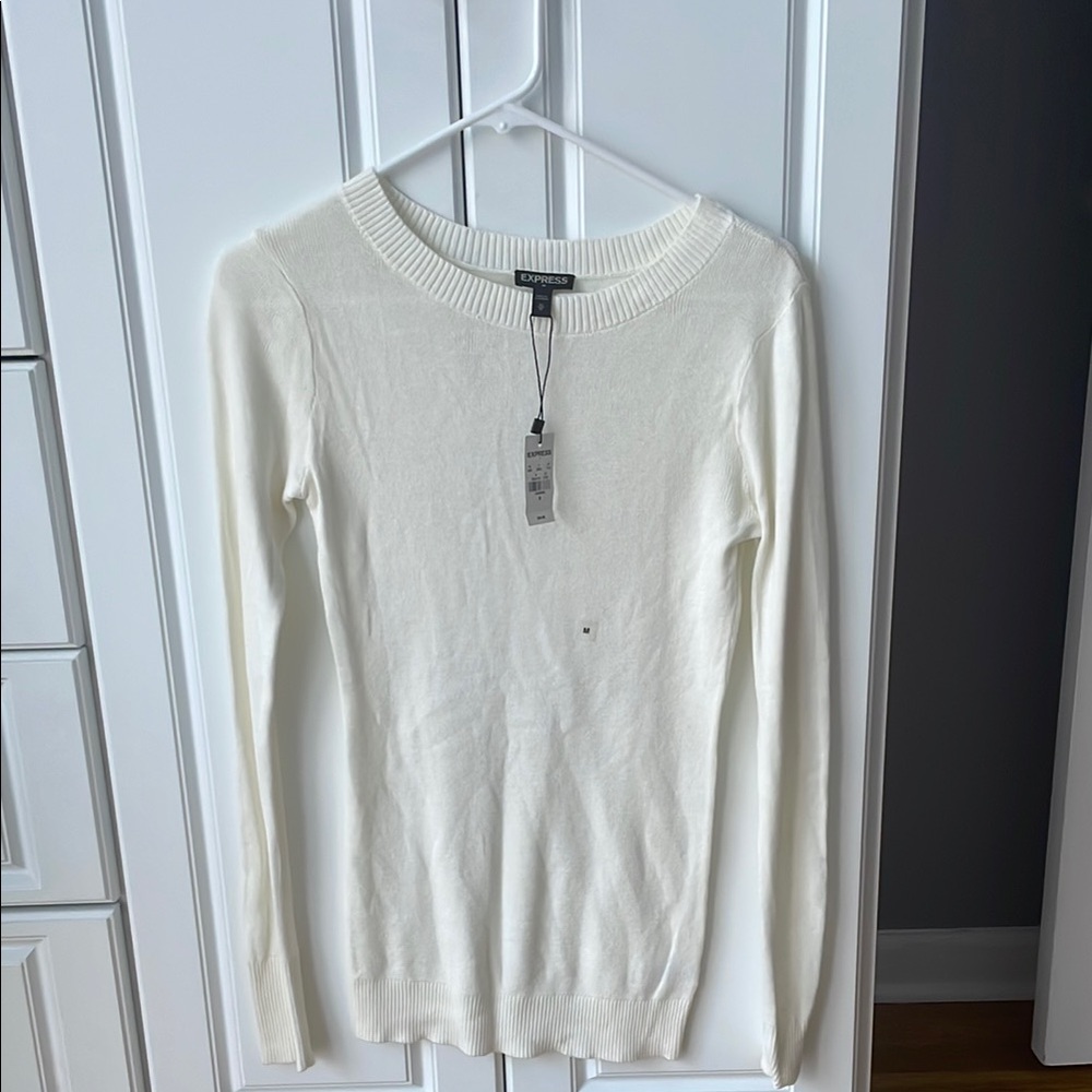 NWT Express crewneck sweater, size medium